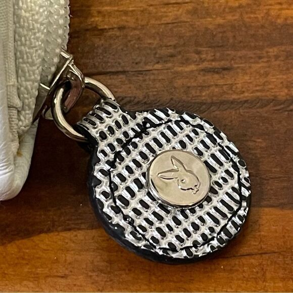 Playboy Quilted Stitched Logo Letters Wallet White With Silver Hardware Detail - Picture 3 of 15